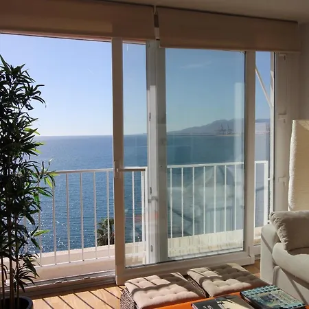 Frente Al Mar Màlaga